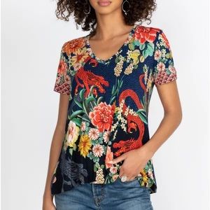 Johnny Was Dragona Favourite S/S V-Neck Swing Tee Multi